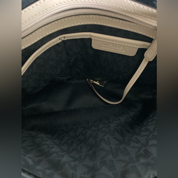 Michael Kors Jet Set Medium MK Snap Pocket Tote Chrome/Tan 😎🖤👜 - Picture 7 of 12